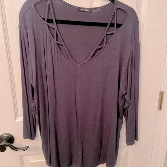 Papermoon knit top - Picture 2 of 9